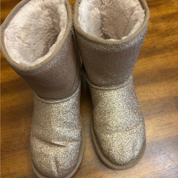 Sparkly Gold Women’s Ugg Boots - Picture 1 of 6